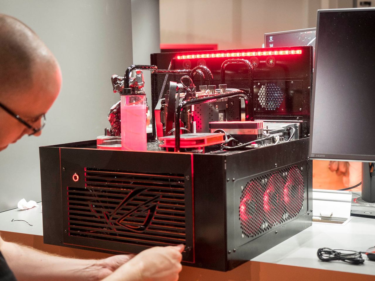 ASUS ROG custom gaming rig