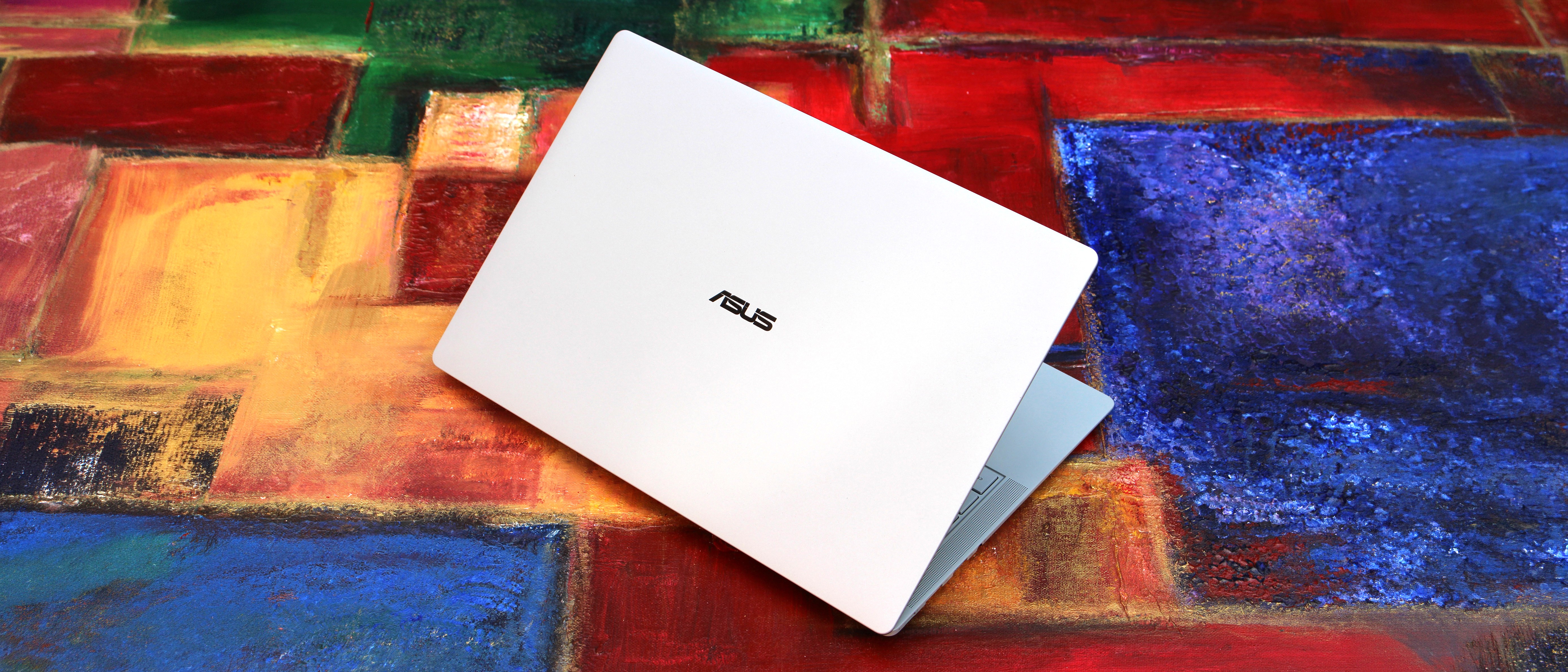 ASUS ExpertBook Ultra