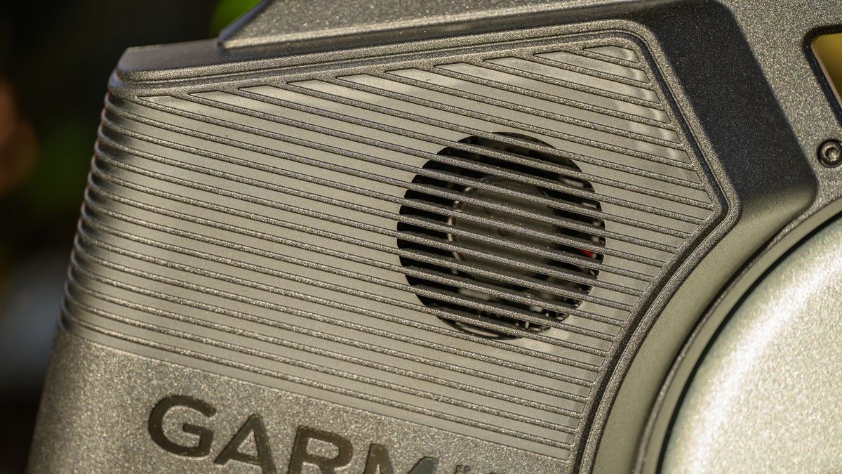 Fan shroud on the Neo 3M