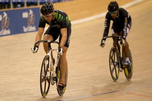 Adam Duvendeck (Momentum) and Giddeon Massie (Bike Religion).