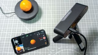 How to create and import a 3D scan; a 3D scanner on a craft mat