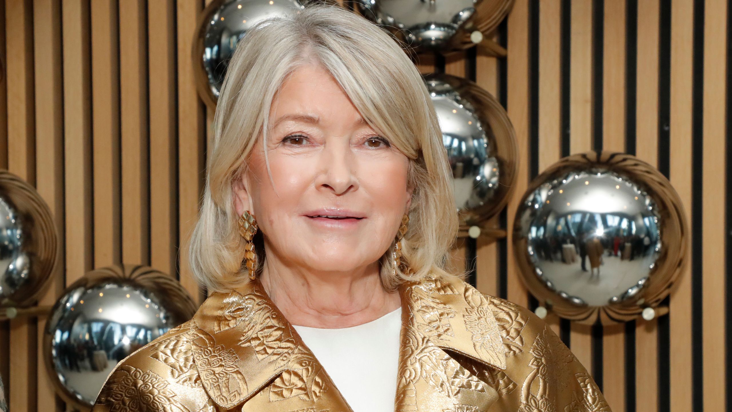 Martha Stewart's Enchanting Entryway Focal Point Features an 'Age-Old Technique' Making a Comeback