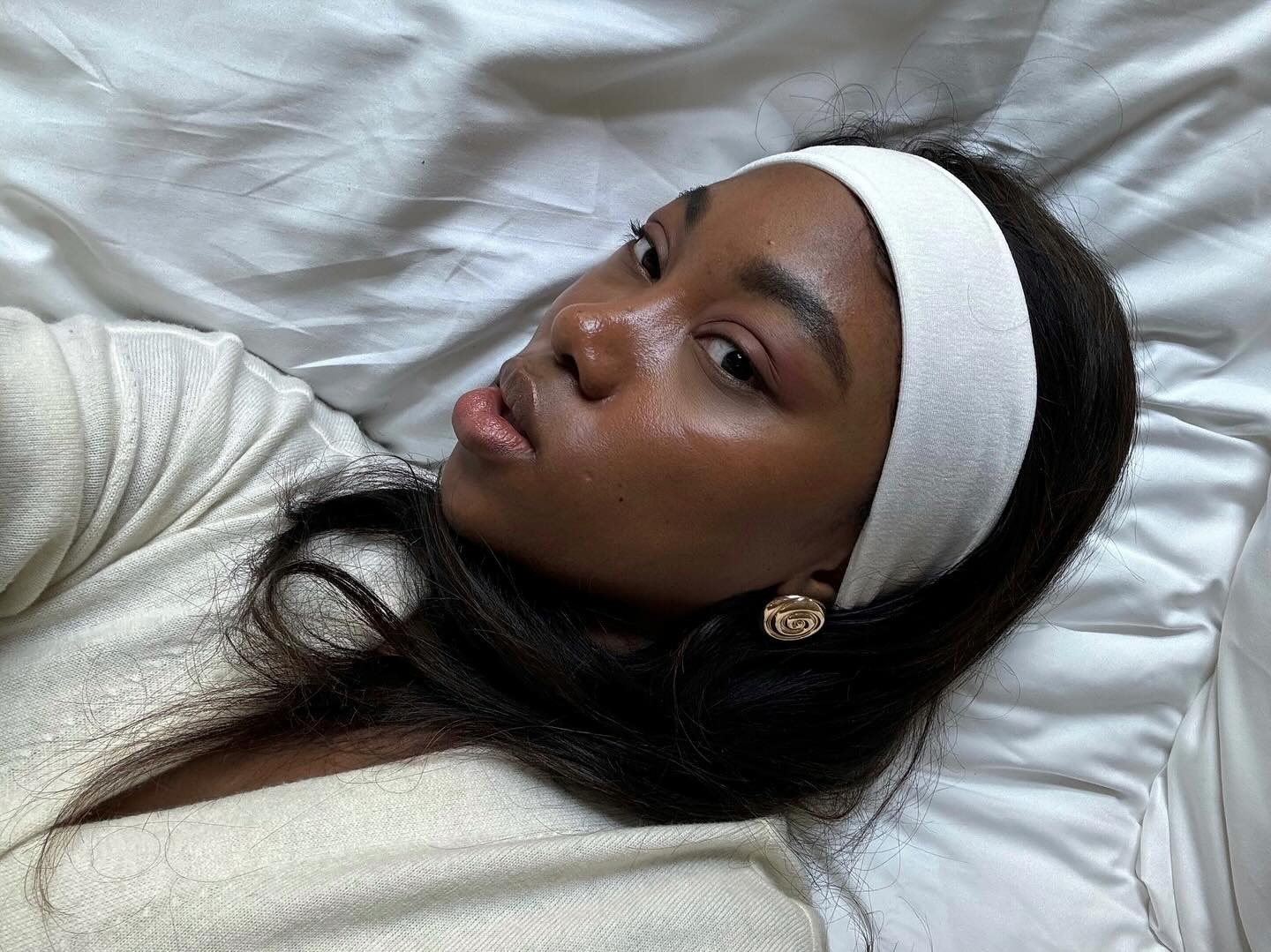 Photo of @nnennaechem with glowing skin