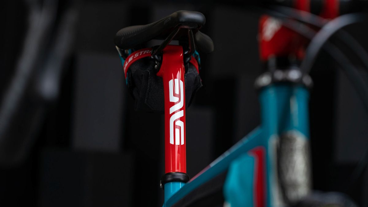 Enve Builders Roundup 2022 - Breadwinner G-Road