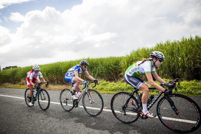 Lizzie Williams (Specialized Securitor), Tessa Fabry (VIS) and Anna-Leeza Hull