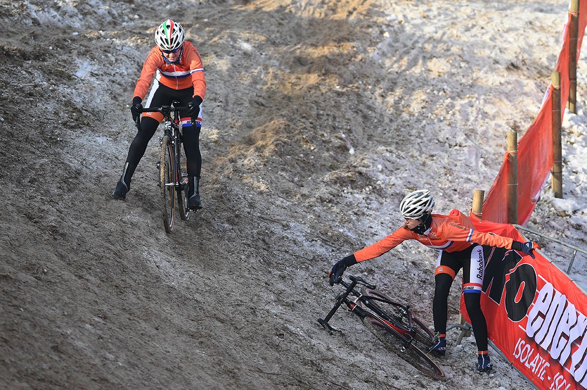 Lindy van Anrooij had a spill