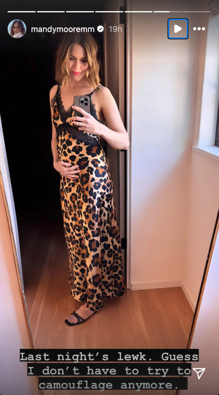 Mandy Moore shows off her baby bump in a photo shared to her Instagram stories.