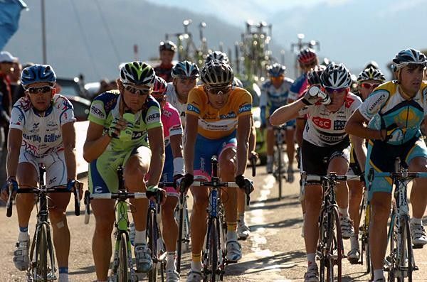Alessandro Ballan (Lampre) on his way to losing the race lead.