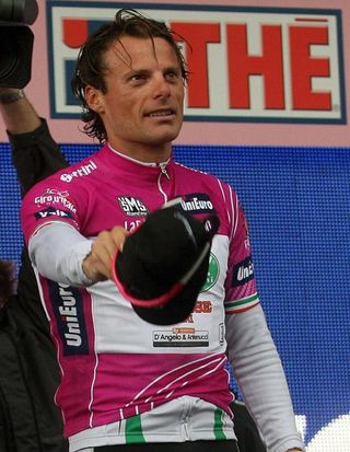 Danilo Di Luca (LPR Brakes - Farnese Vini) leads the points classification.