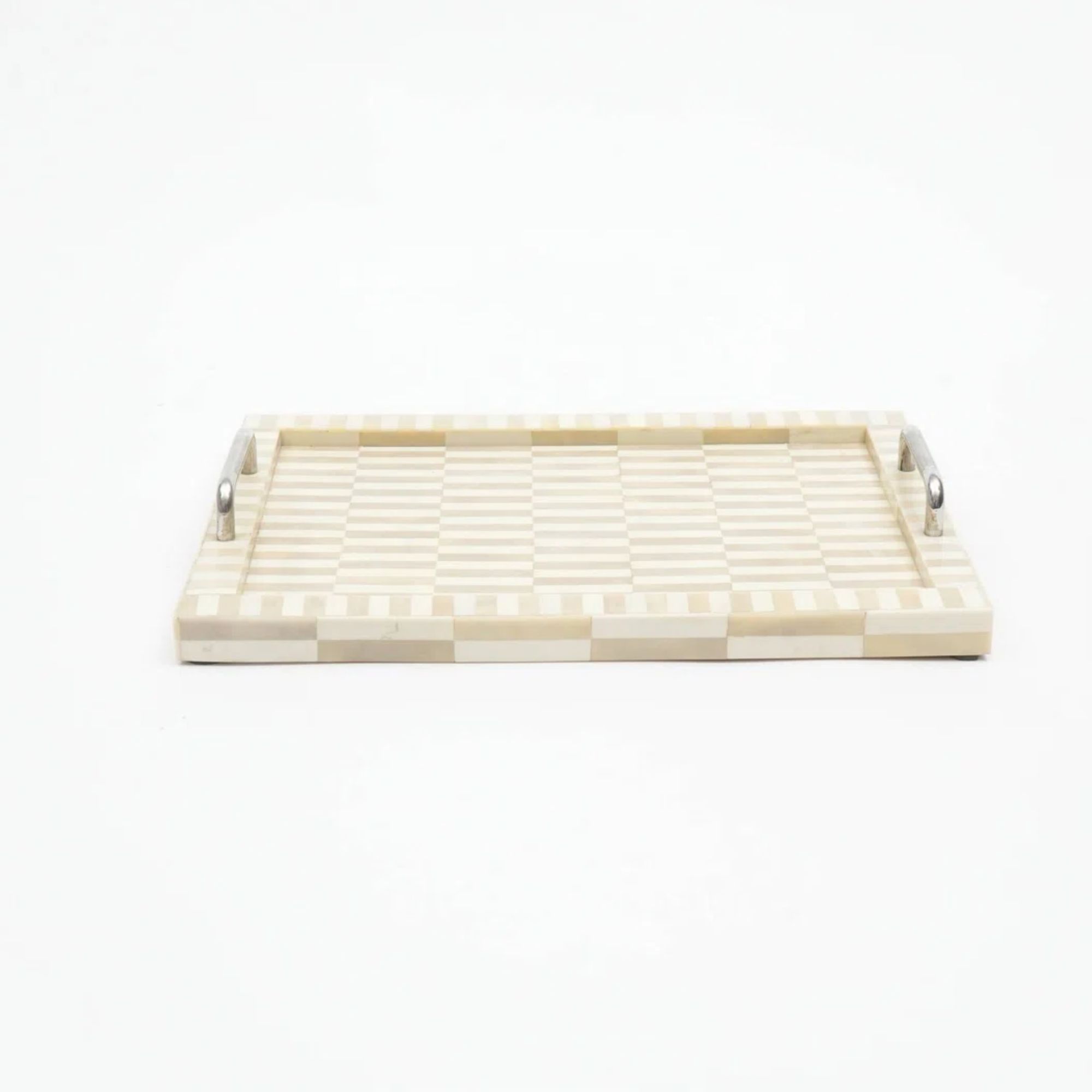 Cream resin tray with checkerboard effect