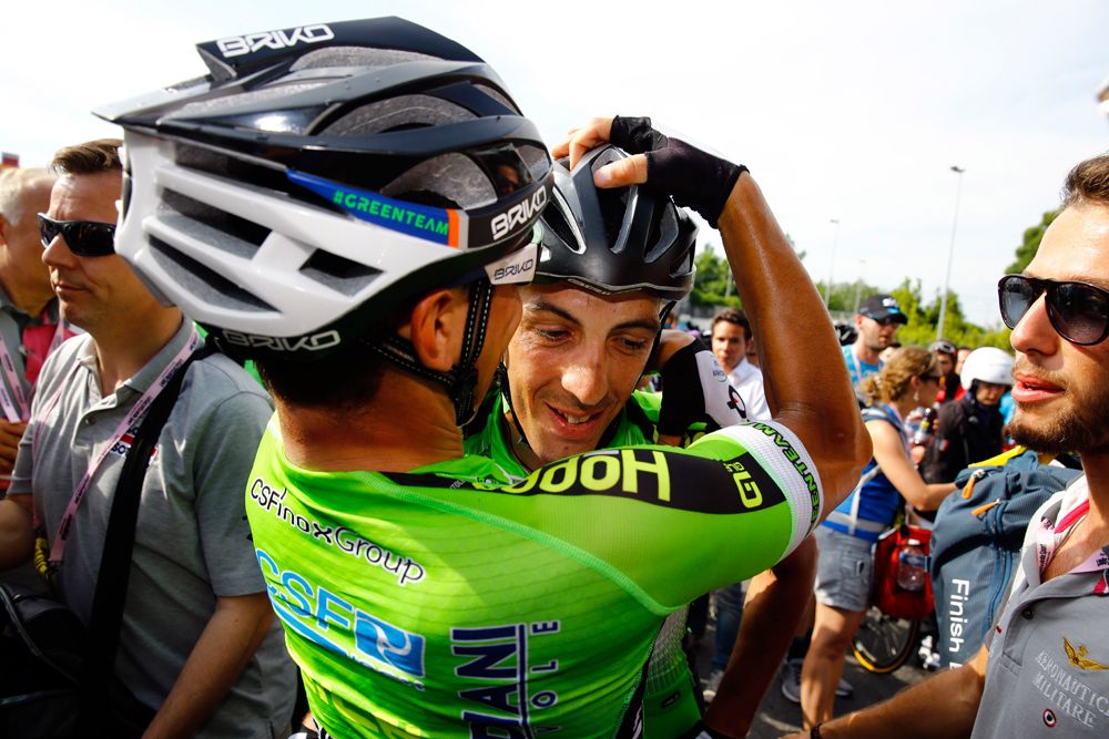 Nicola Boem (Bardiani CSF) with his teammates after his win