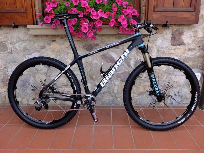 The new Methanol SL 27.5" hardtail has 12x142 Shimano QR thru axles and Magura forks, plus is designed to accept electronic shifting, with room for an internal battery