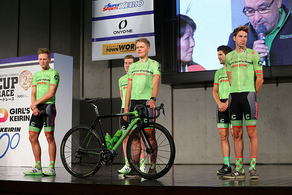 Cannondale-Drapac at 2016 Japan Cup team presentation