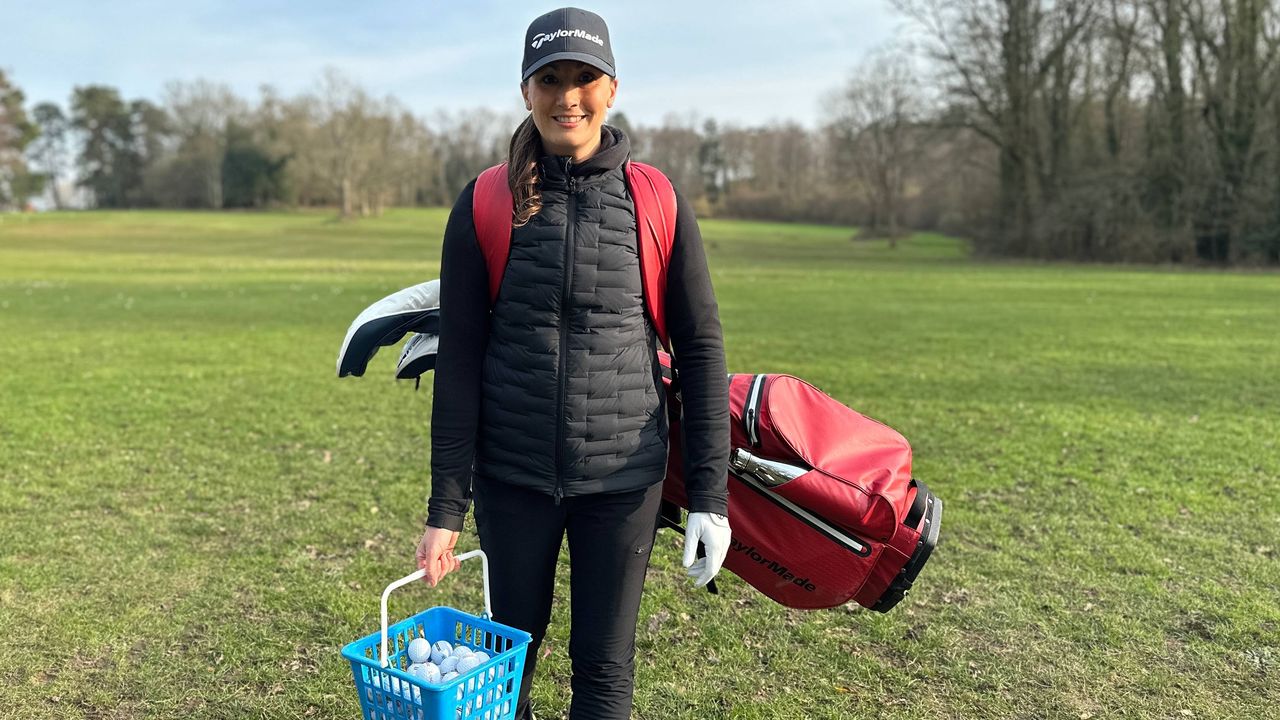 Jess Ratcliffe with range balls