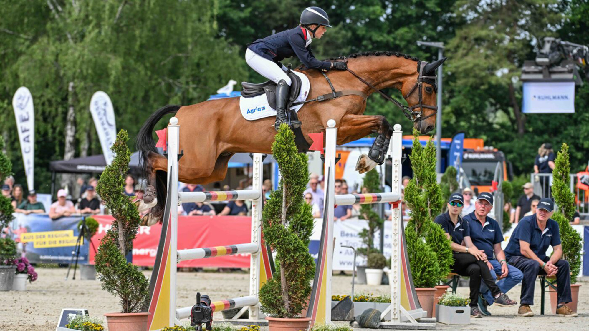 Ros Canter and Izilot DHI win Luhmuhlen 2025.