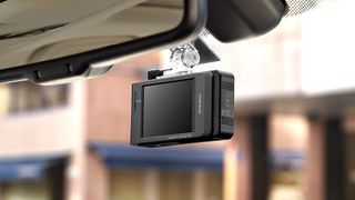 Thinkware X800 dash cam