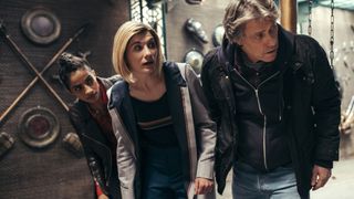 watch Doctor Who season 13 online - Yaz (MANDIP GILL), The Doctor (JODIE WHITTAKER), Dan (JOHN BISHOP)