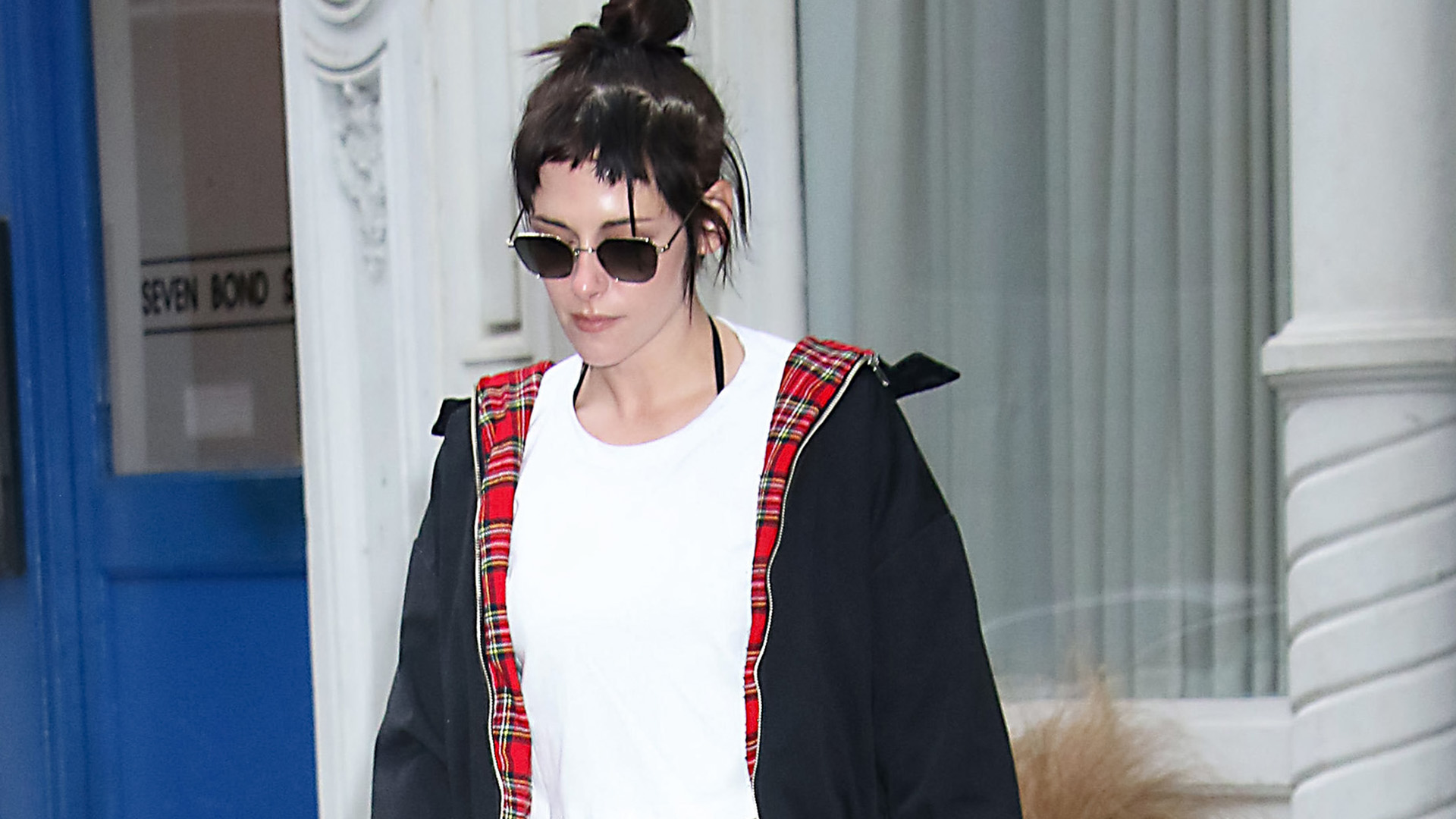 Kristen Stewart naked skirt outfit winter