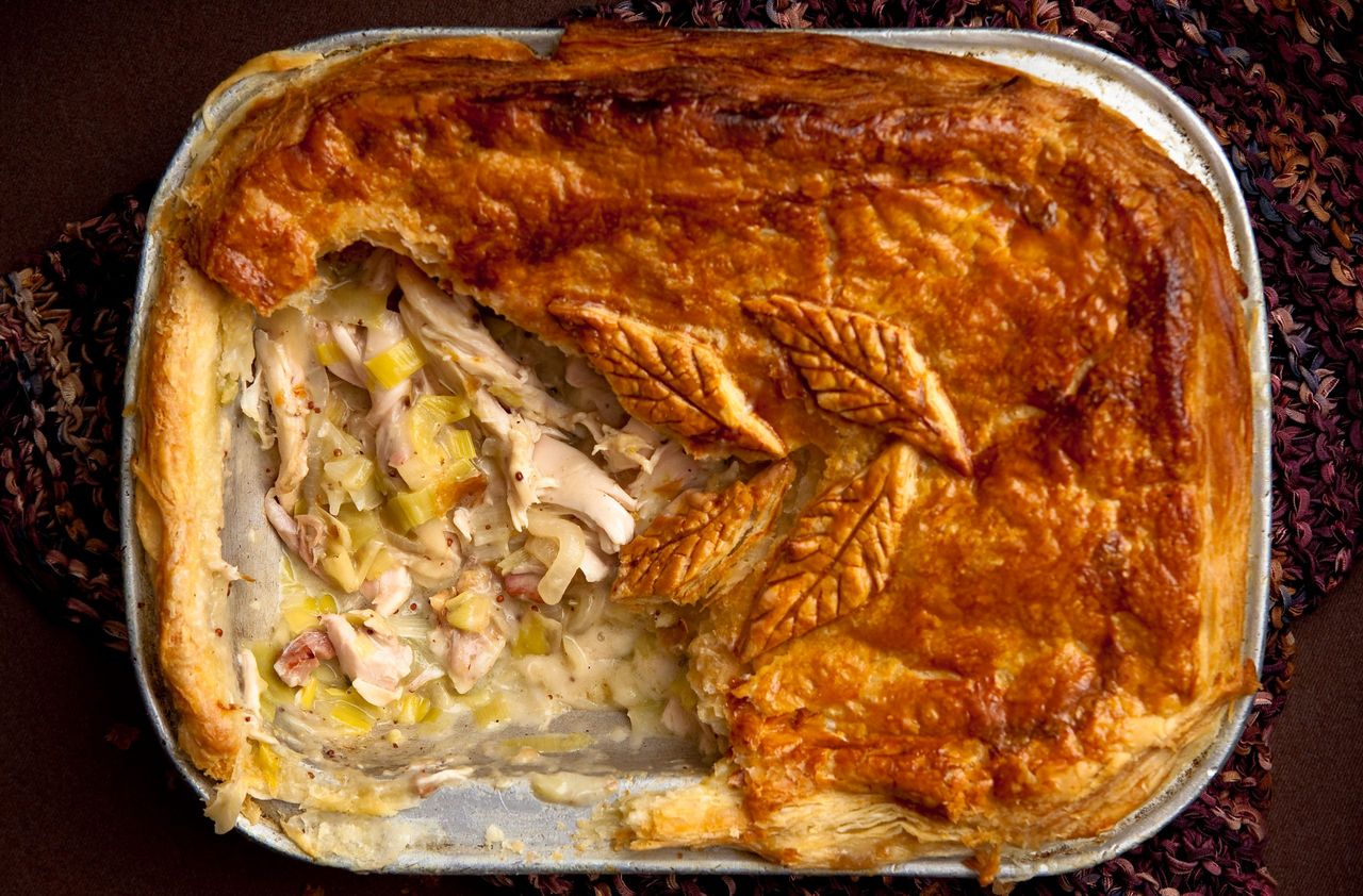 chicken and leek pie