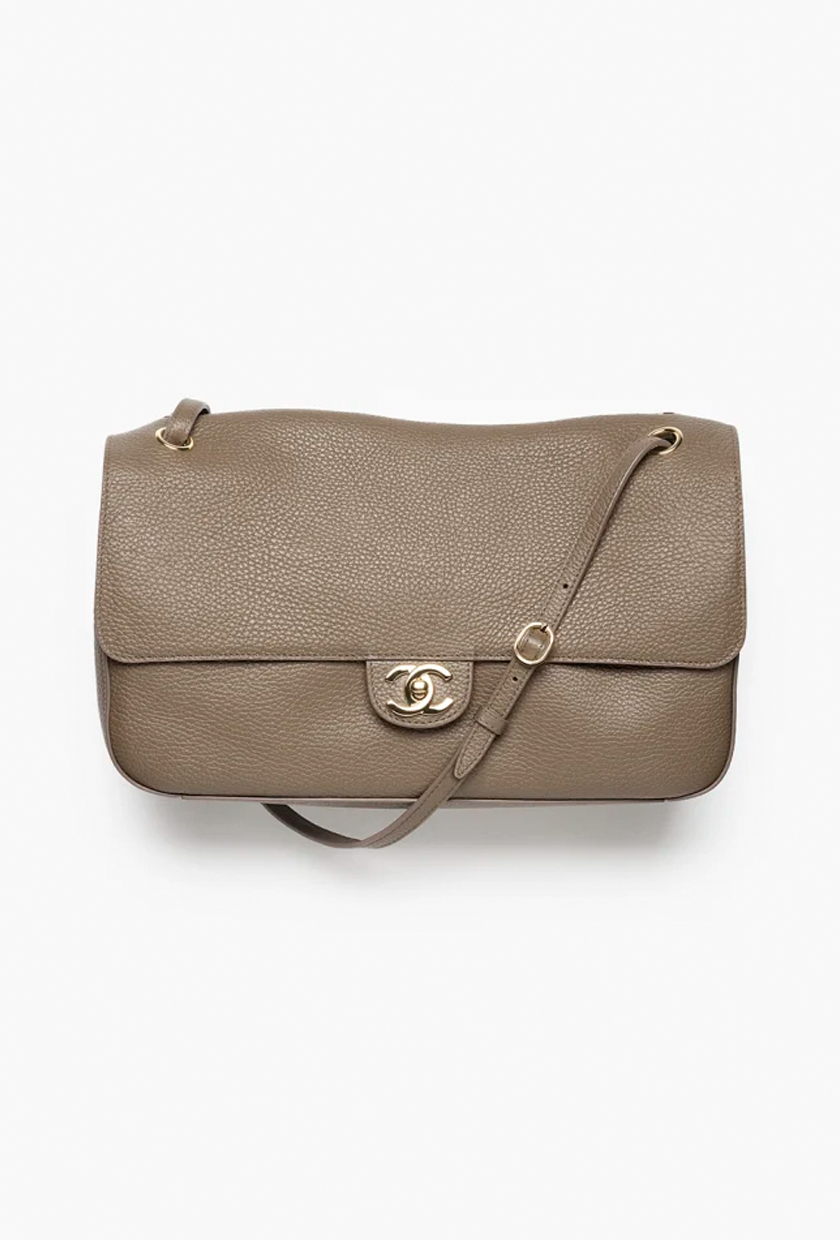 chanel, Maxi Flap Bag