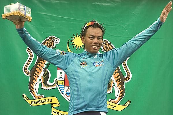 Anuar Manan (Geumsan Ginseng Asia) also leads the points competition
