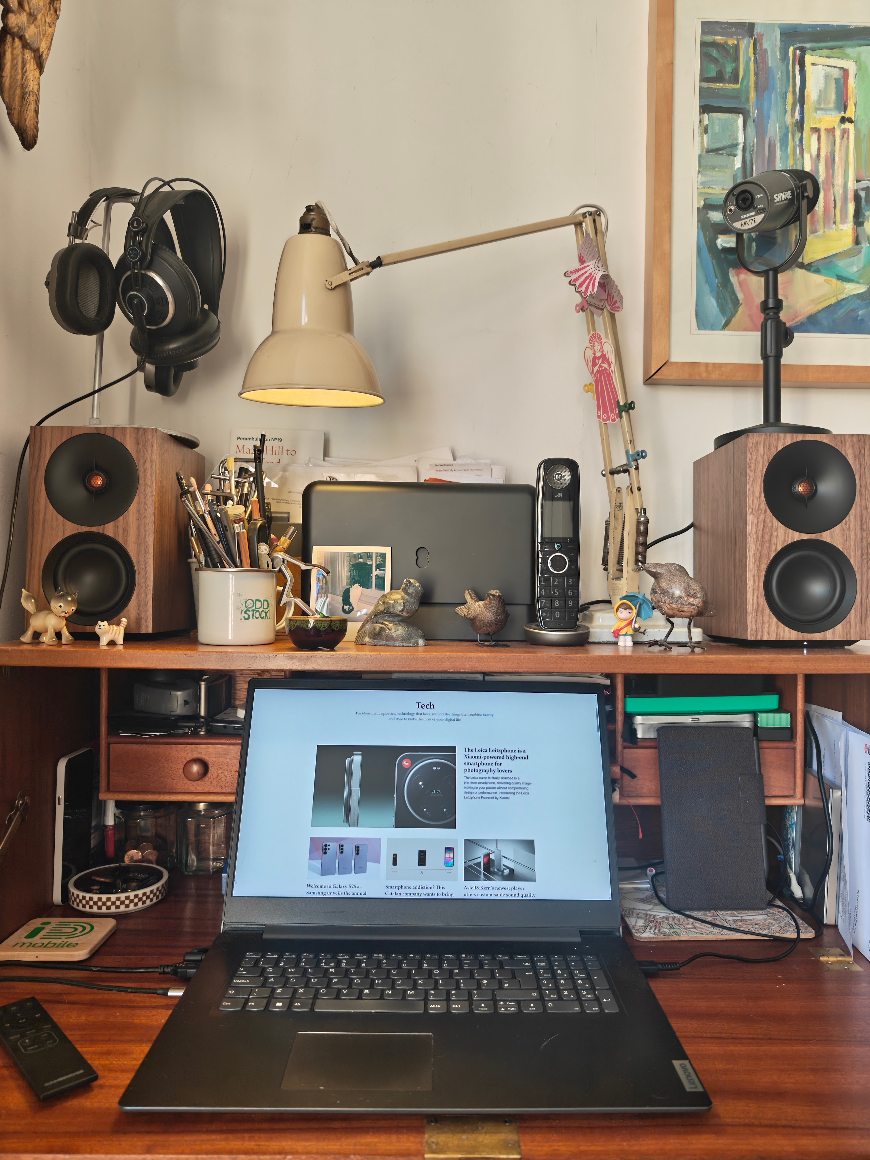 Speakers at work: Cambridge Audio L/R S