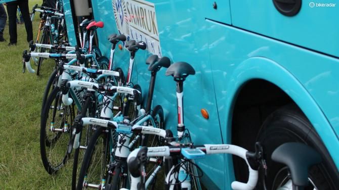 Two of the nine Astana bikes have Fizik saddles