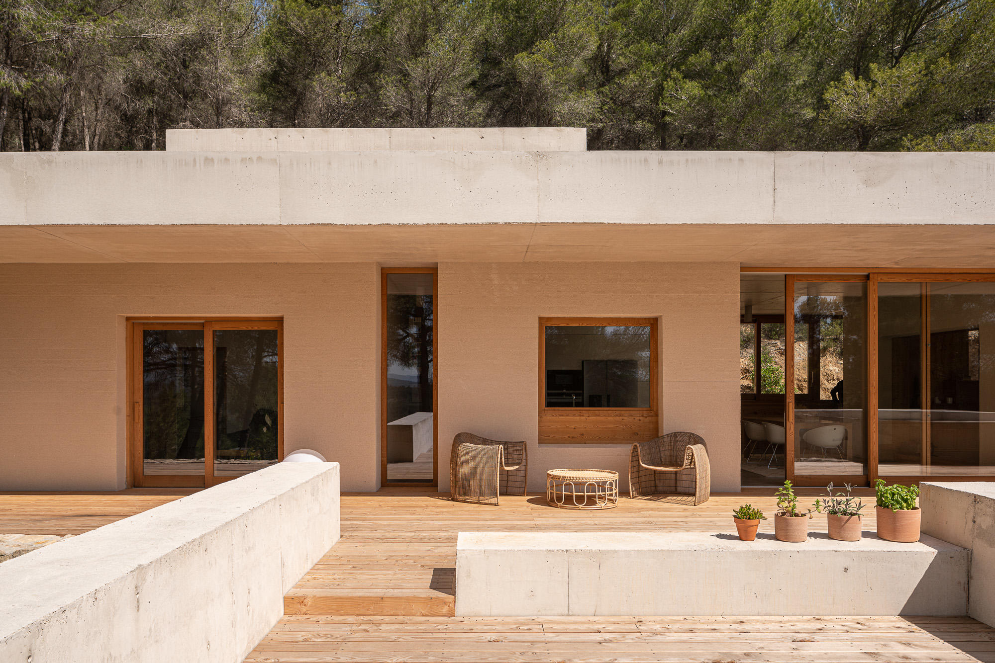 Maison Au Tholonet, France, AT Architectes
