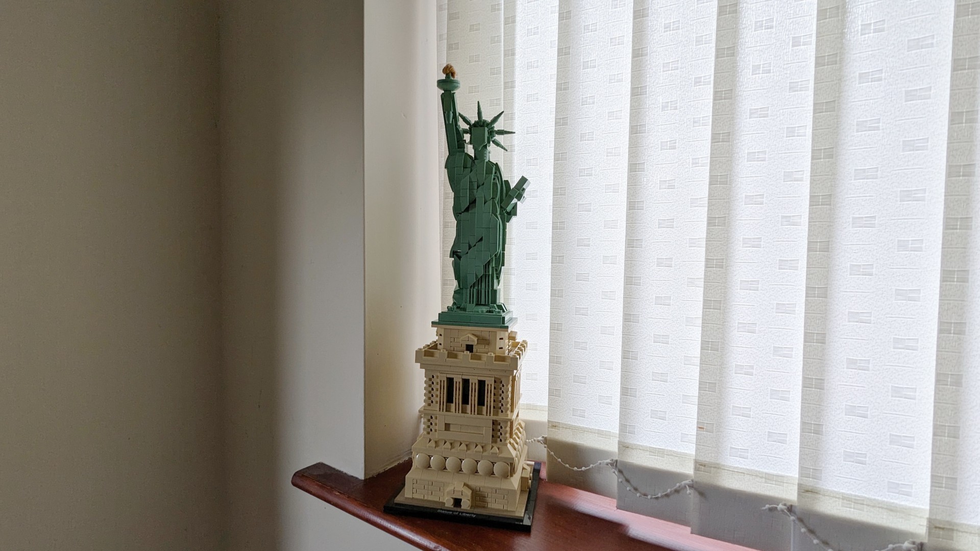 Lego Architecture Statue of Liberty 21042 - full statue in front of curtains.