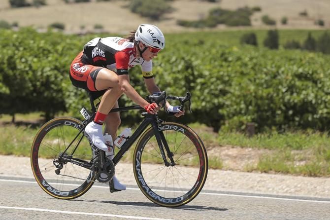 Rebecca Wiasak on her early solo break away