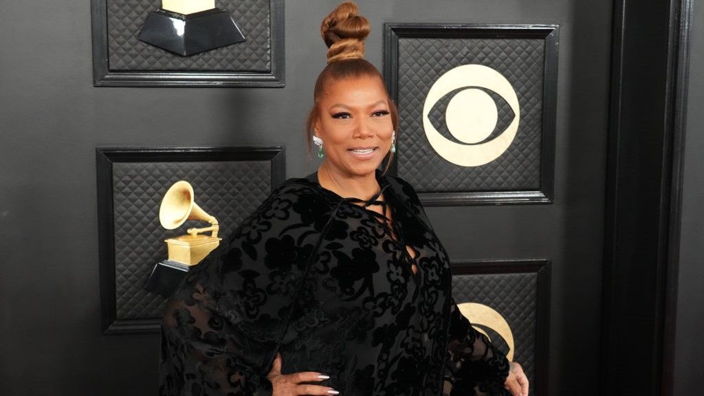 Queen Latifah on the 2023 Grammys red carpet