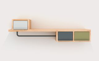 The oak and metal 'Hats & Coat Rack', by Universo Positivo