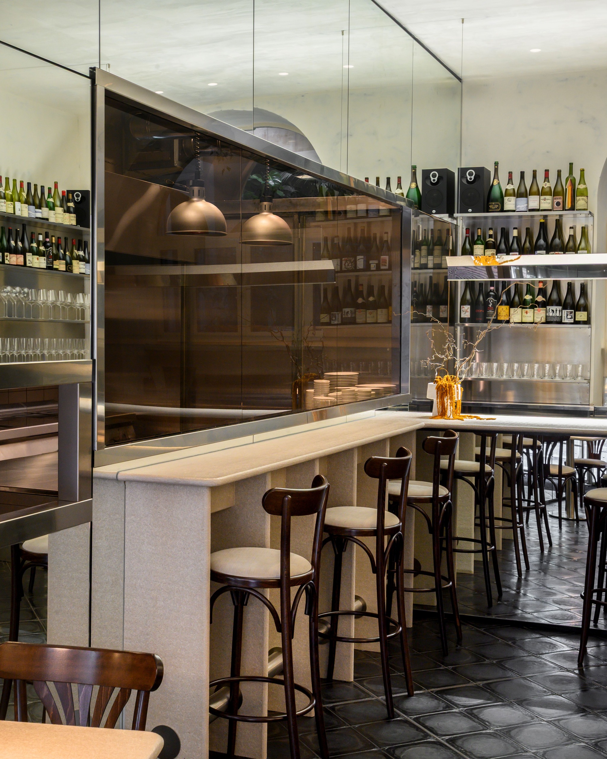 pierre wine bar rome italy