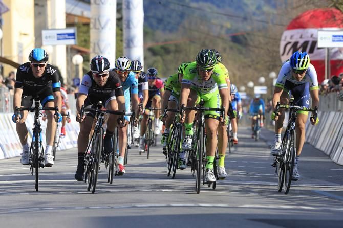 Sonny Colbrelli (Bardiani) takes the sprint for fifth