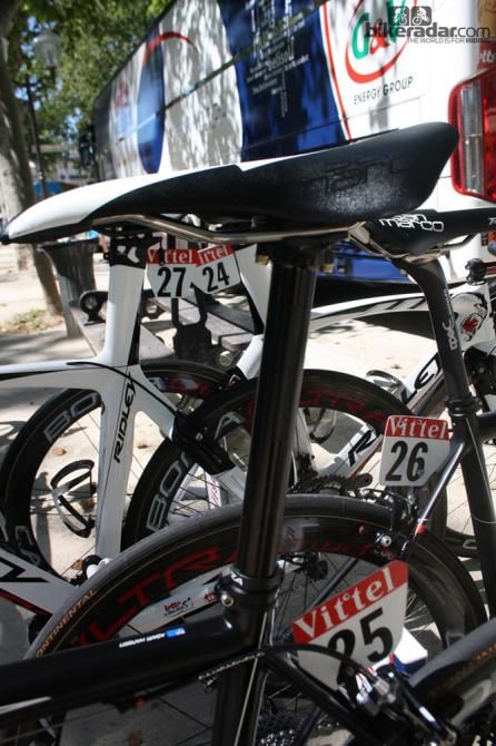 Hansen (Lotto-Belisol) is using a straight alloy seatpost with the seat slammed forward and the brand taped over