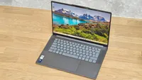 Lenovo Yoga Slim 7 15 Aura