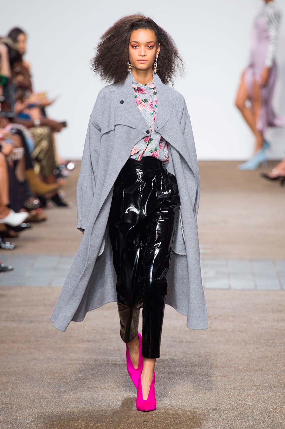 Topshop-Unique-Spring-summer-2017-LFW-17