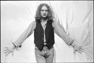 Lou Gramm in 1976, studio portrait