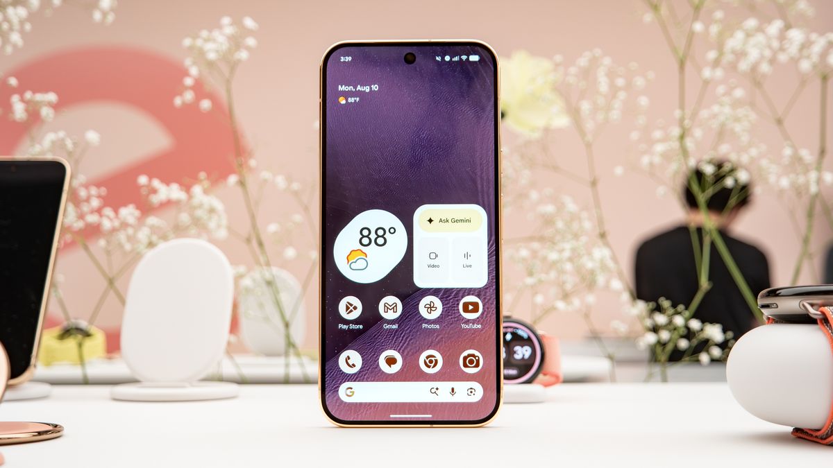 Google Pixel 11 Pro XL hands-on.