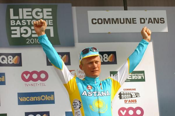 Alexandre Vinokourov (Astana) on the podium.