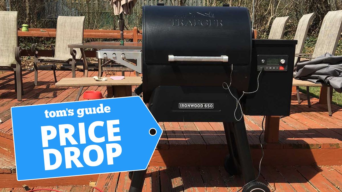 Traeger Ironwood 650 shown on backyard