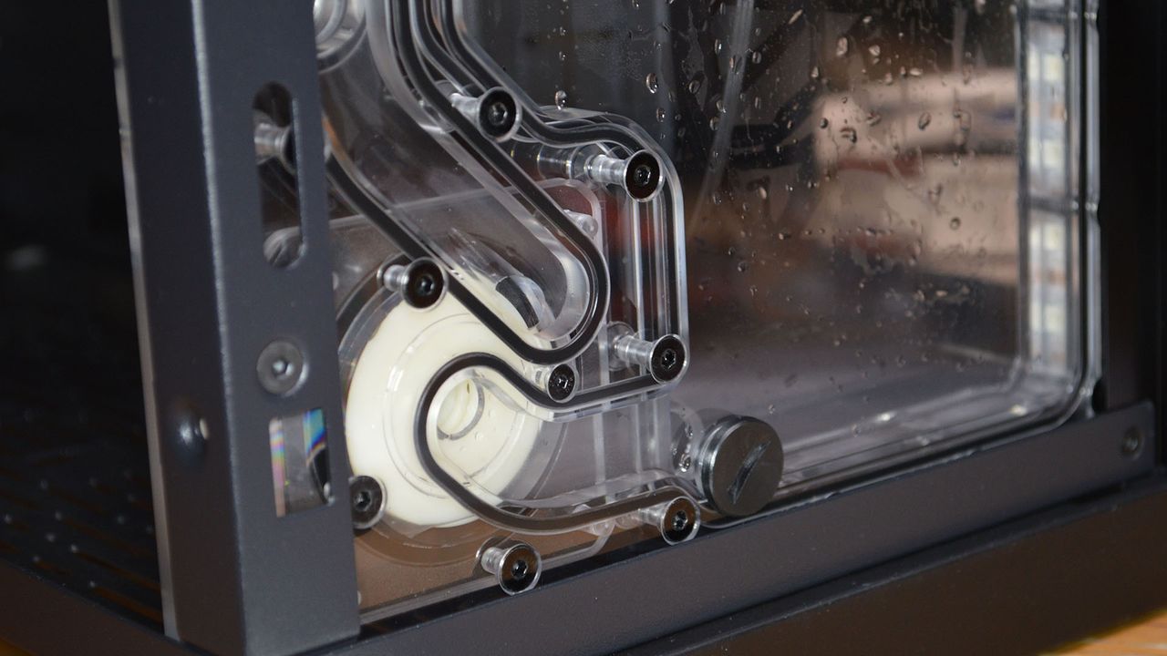 EKWB barebones liquid cooling kit