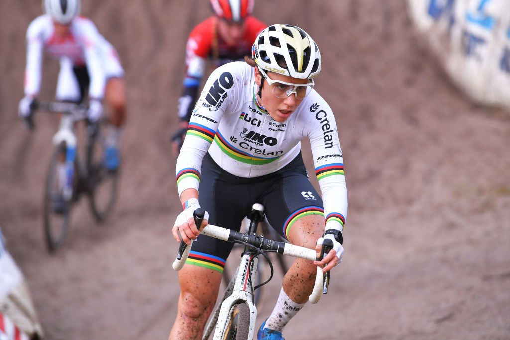 Sanne Cant (Iko-Crelan)