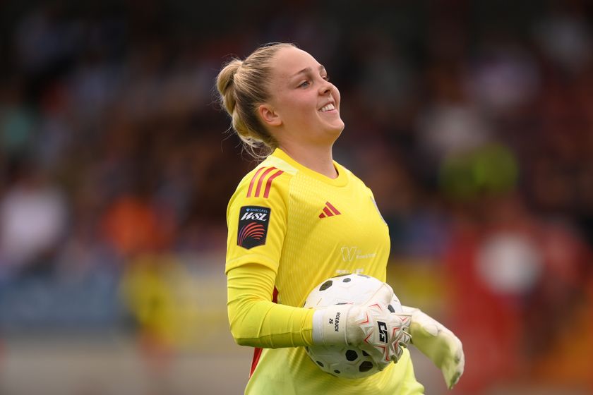 CRAWLEY, ENGLAND - SEPTEMBER 07: Ellie Roebuck of Aston Villa reacts during the Barclays Women's Super League match between Brighton &amp; Hove Albion and Aston Villa at Broadfield Stadium on September 07, 2025 in Crawley, England. 