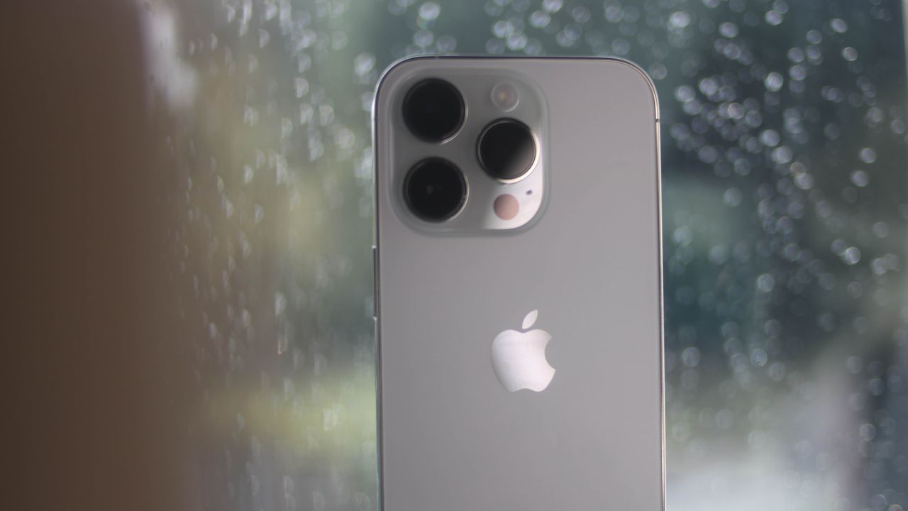 iPhone 14