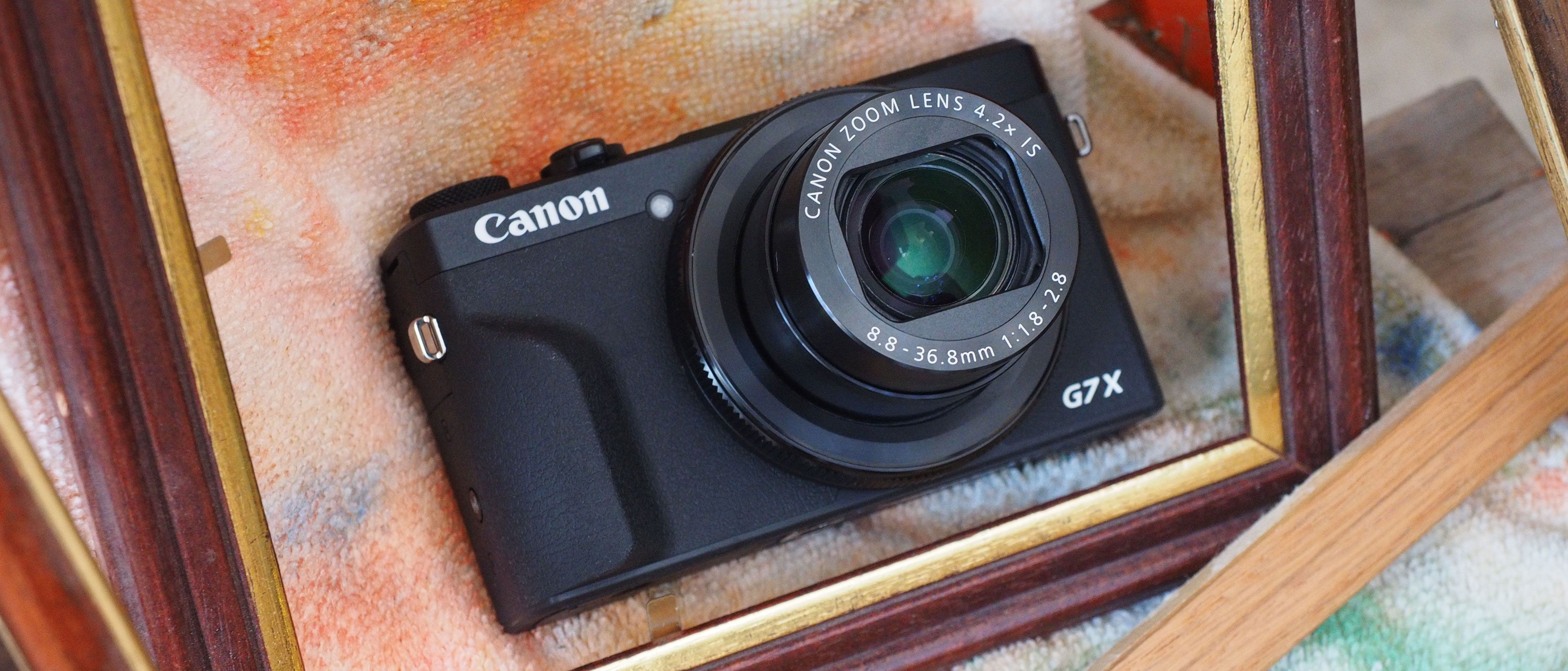 This Canon G7X II vs iPhone X comparison tests to see if phones really can  replace compact cameras