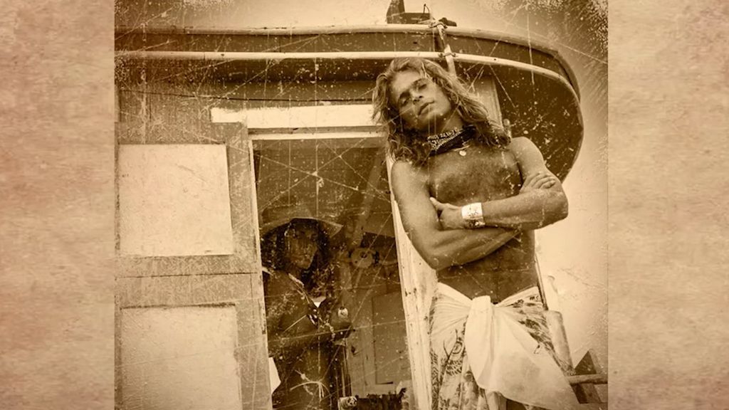 David Lee Roth shares previouslyunheard version of Panama Louder