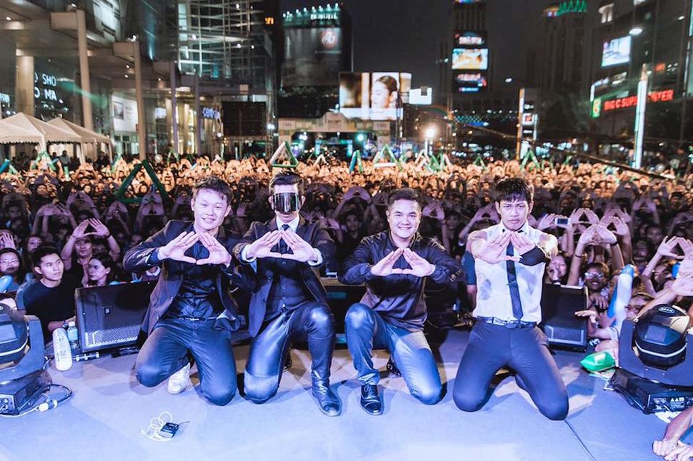 Meet Slot Machine, Thailand's biggest rock band Louder