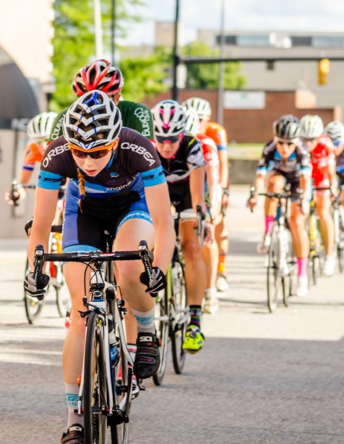 Sixth place finisher Amy Cutler of team FCS/Zngine rode a strong race.