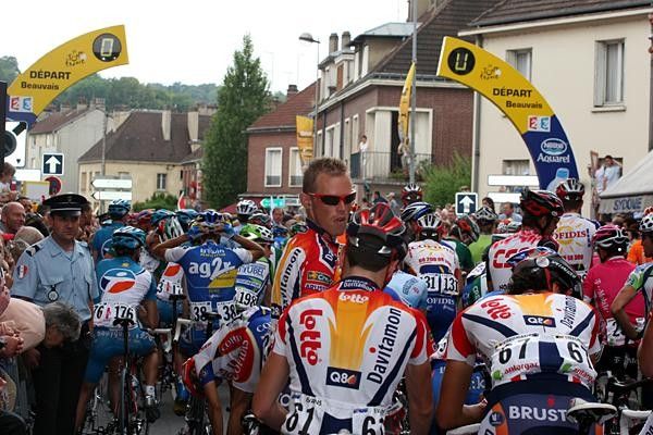 A few minutes before the d&eacute;part fictif.